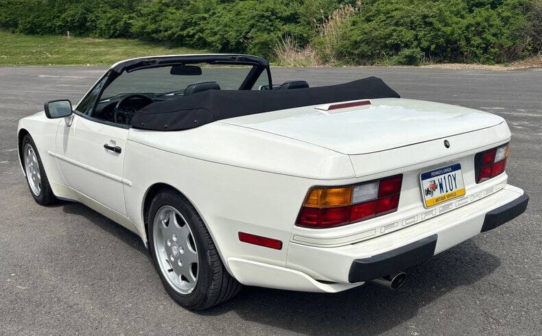 1990 Porsche 944 S2