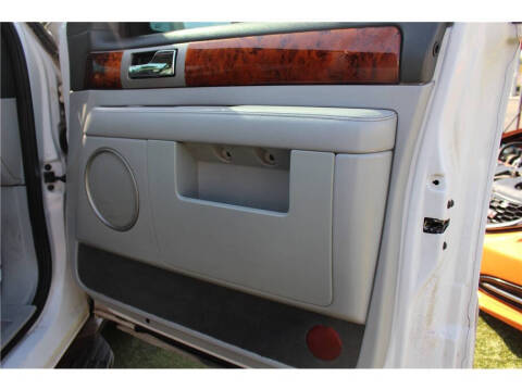 2004 Lincoln Navigator Luxury