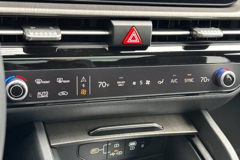 2026 Kia Sportage Plug-In Hybrid X-Line