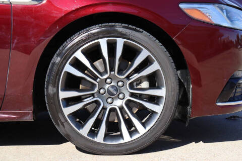 2018 Lincoln Continental Select