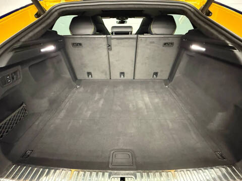 2019 Lamborghini Urus