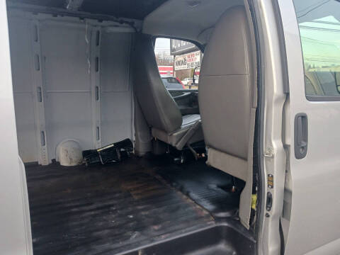 2010 Chevrolet Express 2500