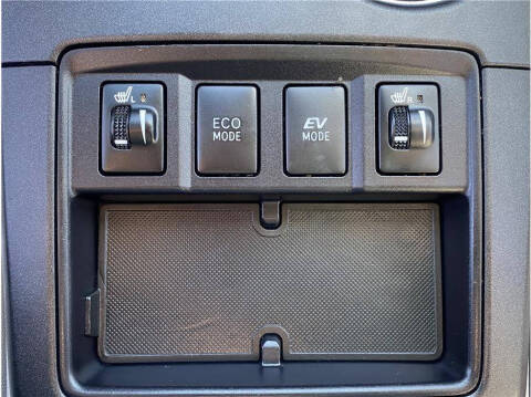 2015 Toyota Camry Hybrid
