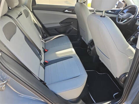 2022 Volkswagen Taos SE 4Motion