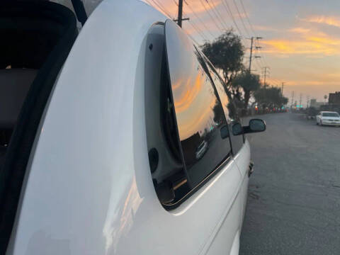 2003 Dodge Caravan SE