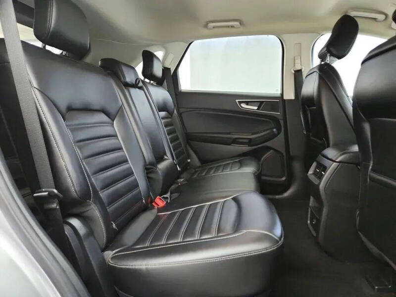 2022 Ford Edge