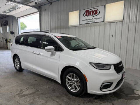2022 Chrysler Pacifica Touring L