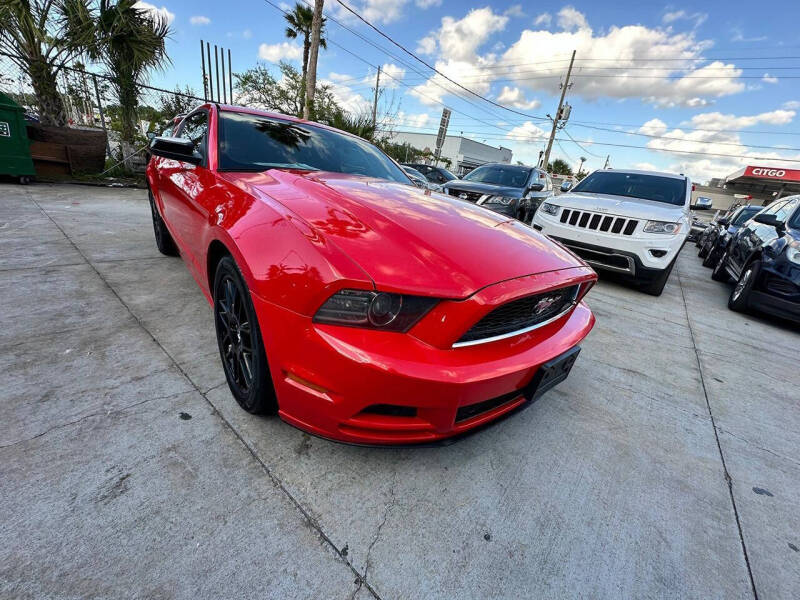 2014 Ford Mustang V6