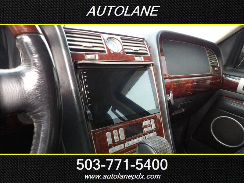2003 Lincoln Navigator Luxury