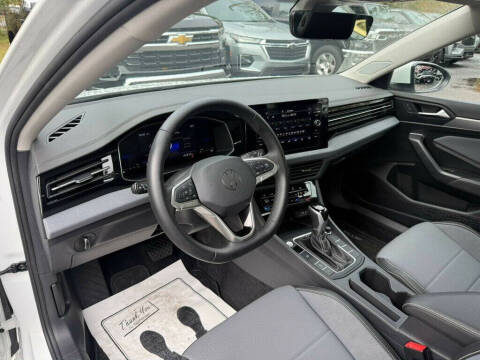 2025 Volkswagen Jetta SE
