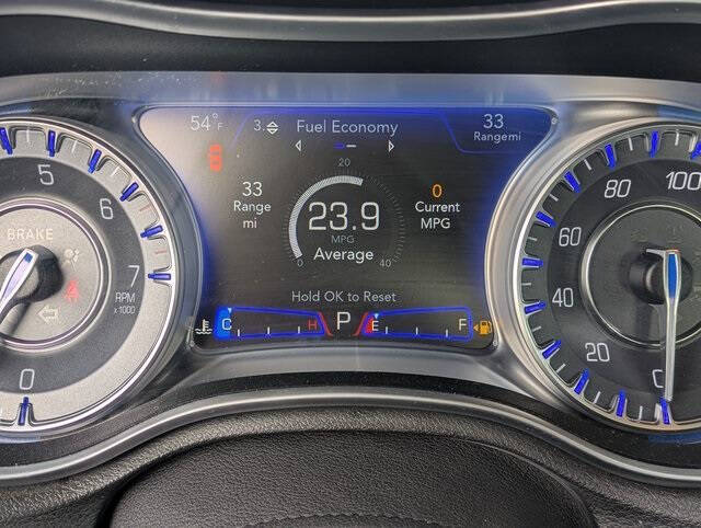 2022 Chrysler 300 Touring