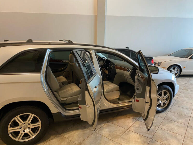 2008 Chrysler Pacifica for sale at Super Bee Auto in Chantilly VA