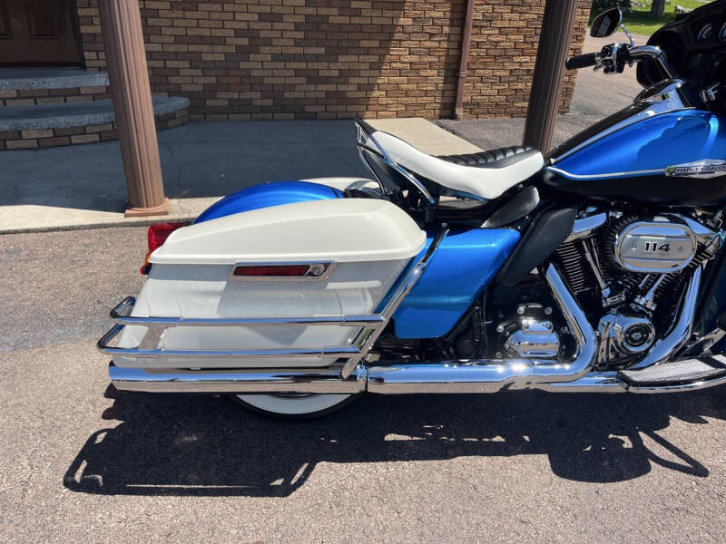 2021 Harley Davidson Electra Glide Revival