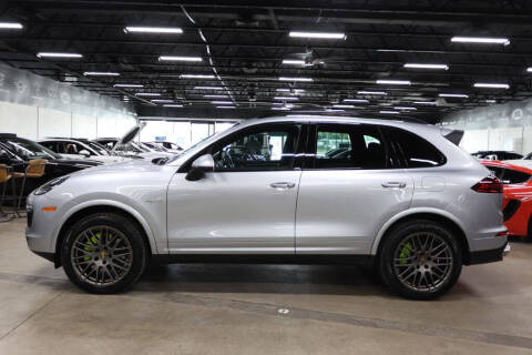 2017 Porsche Cayenne S E-Hybrid Platinum Edition