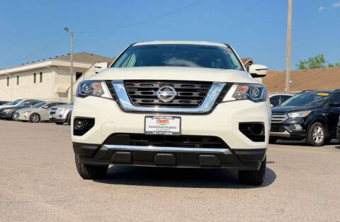 2017 Nissan Pathfinder S