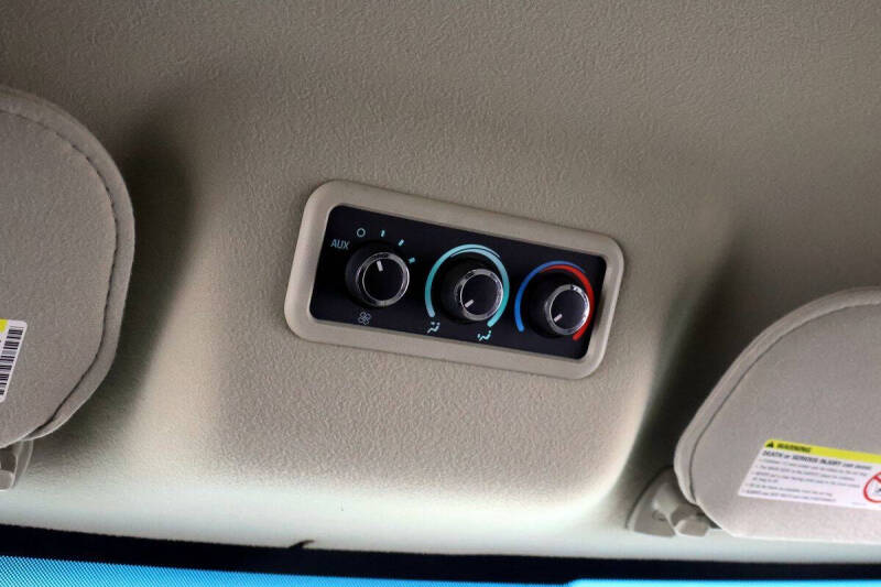 2017 Chevrolet Express LS 2500