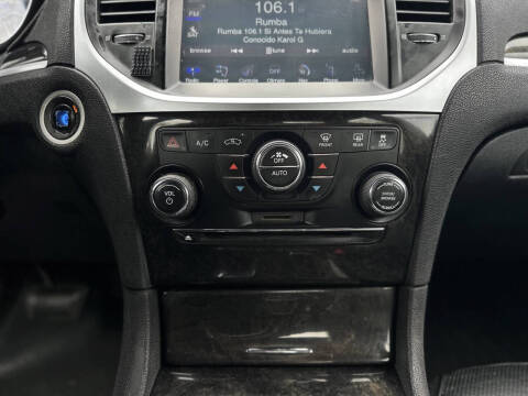 2013 Chrysler 300 C