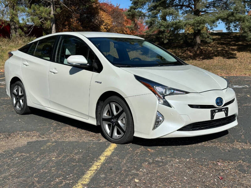 2018 Toyota Prius Four's photo