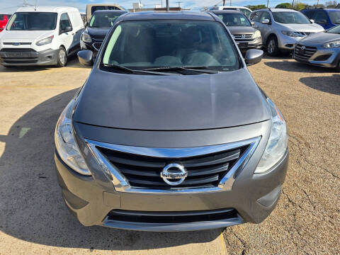 2019 Nissan Versa SV