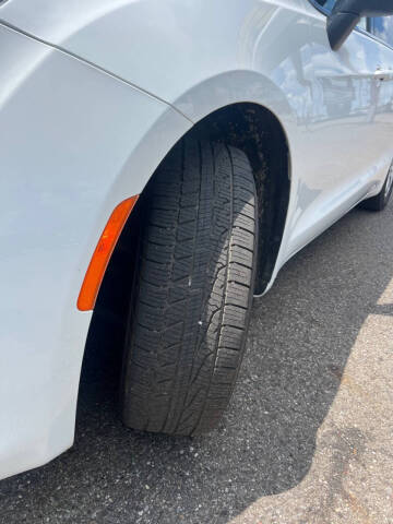 2017 Chrysler Pacifica Touring