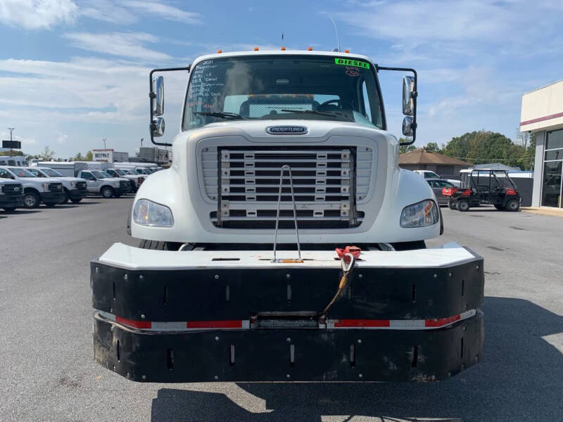 2011 Freightliner M2 112V