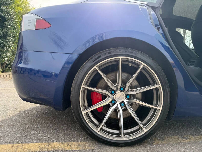 2020 Tesla Model S Performance