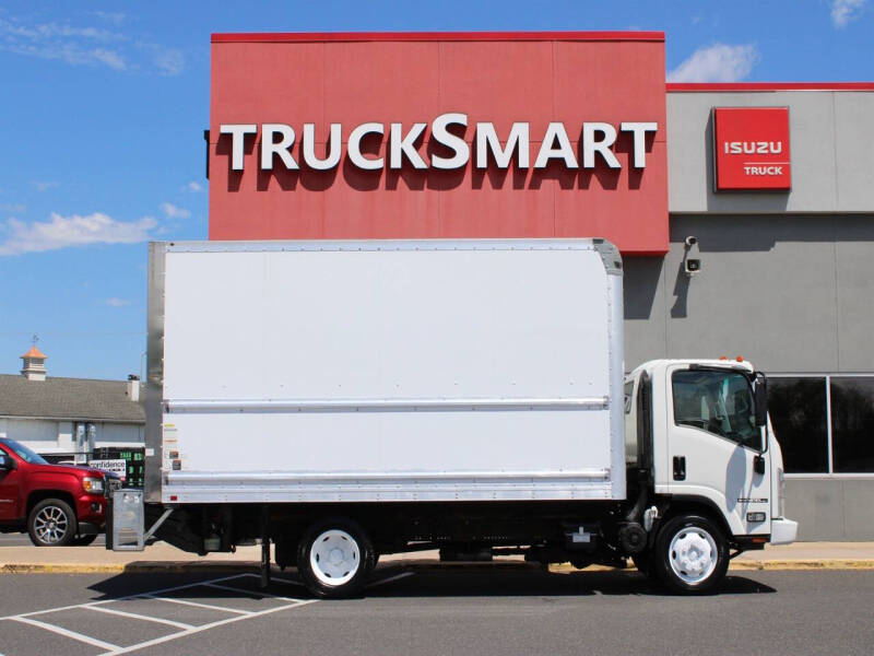 2016 Isuzu NPR-HD