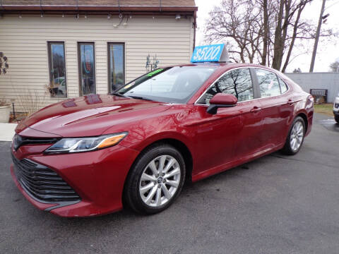 2020 Toyota Camry for sale at North American Credit Inc. in Waukegan IL