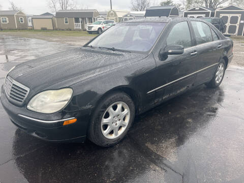 2002 Mercedes-Benz S-Class for sale at HEDGES USED CARS in Carleton MI