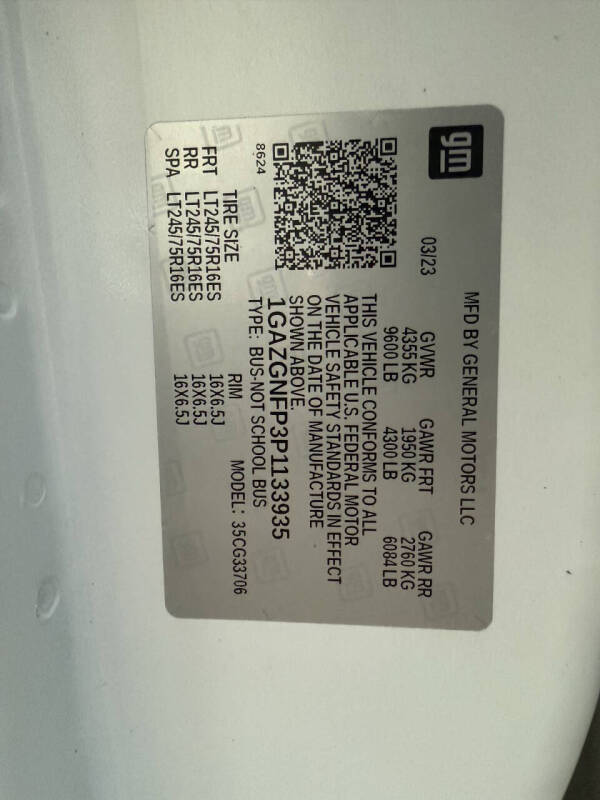 2023 Chevrolet Express LS 3500