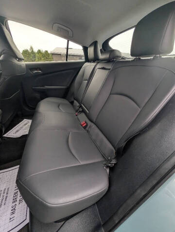 2016 Toyota Prius Three