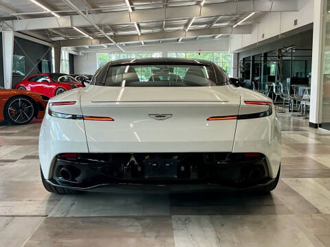 2018 Aston Martin DB11 V12
