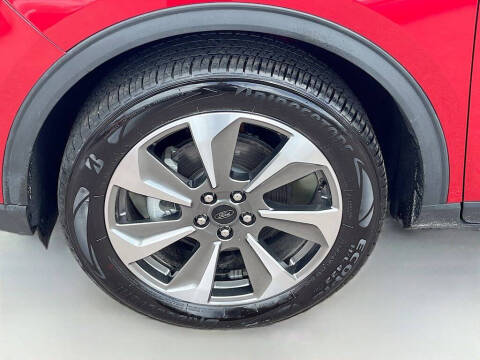 2025 Ford Escape Platinum