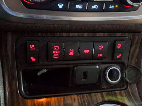 2016 GMC Acadia Denali