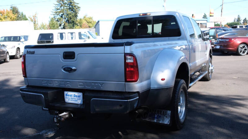 2014 Ford F-350 Super Duty Lariat photo 4