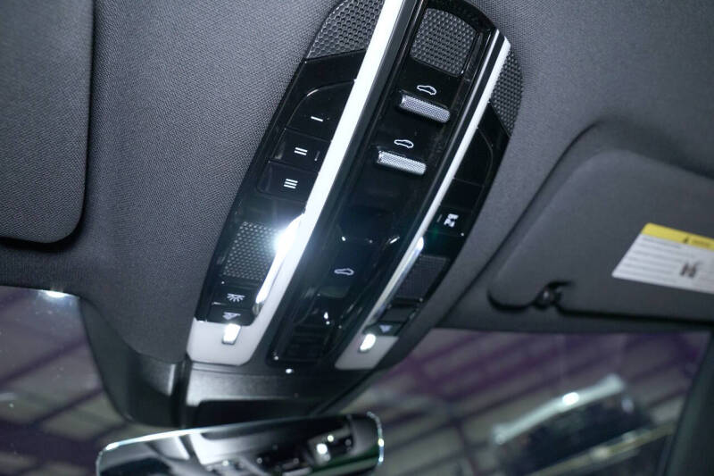 2018 Porsche Panamera 4S