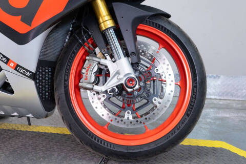 2017 Aprilia RSV4