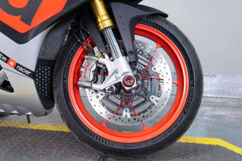 2017 Aprilia RSV4
