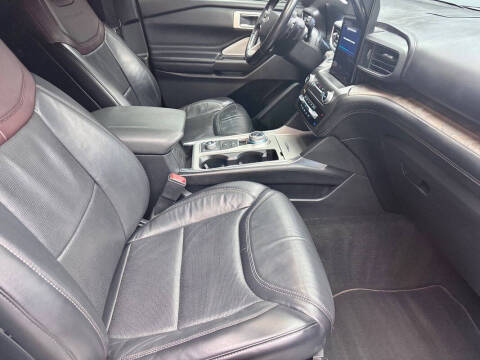 2020 Ford Explorer Platinum