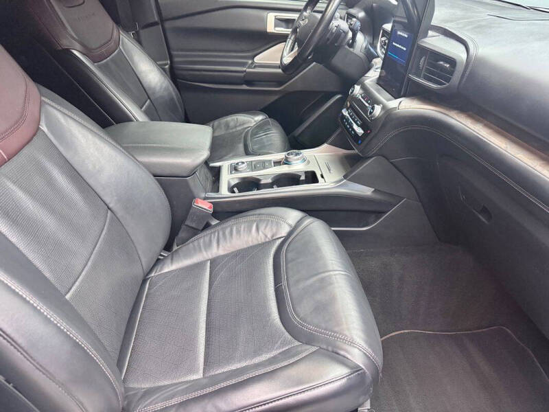 2020 Ford Explorer Platinum