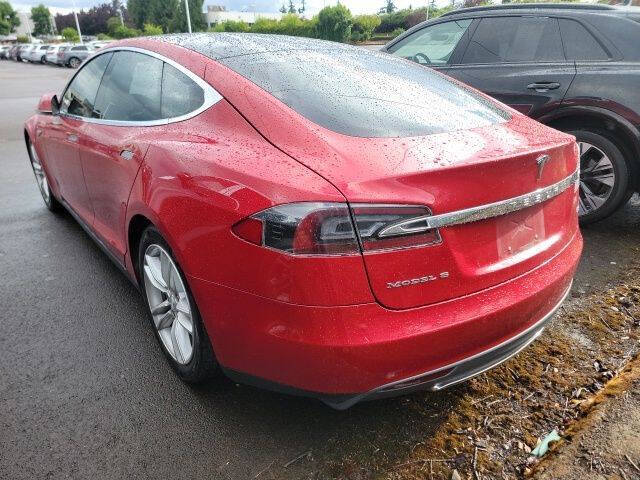 2015 Tesla Model S 85D