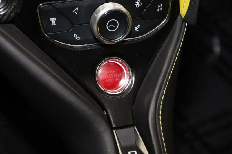 2022 McLaren 720S Spider Performance