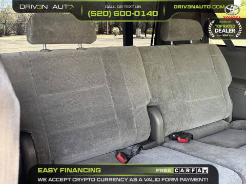 2004 Toyota Sequoia SR5