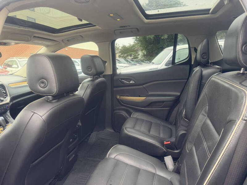 2017 GMC Acadia Denali