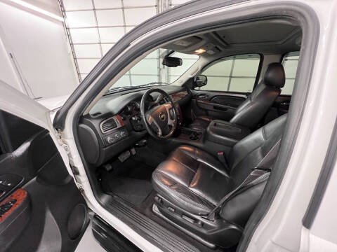 2014 Chevrolet Suburban LT