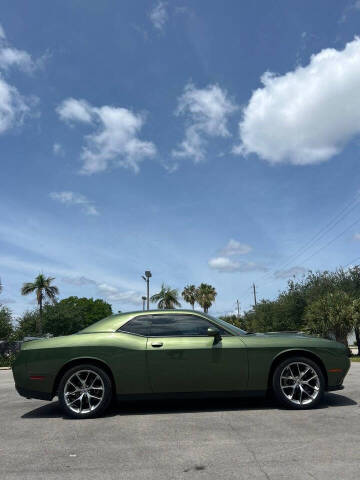 2022 Dodge Challenger SXT