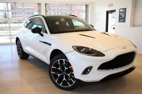 2021 Aston Martin DBX