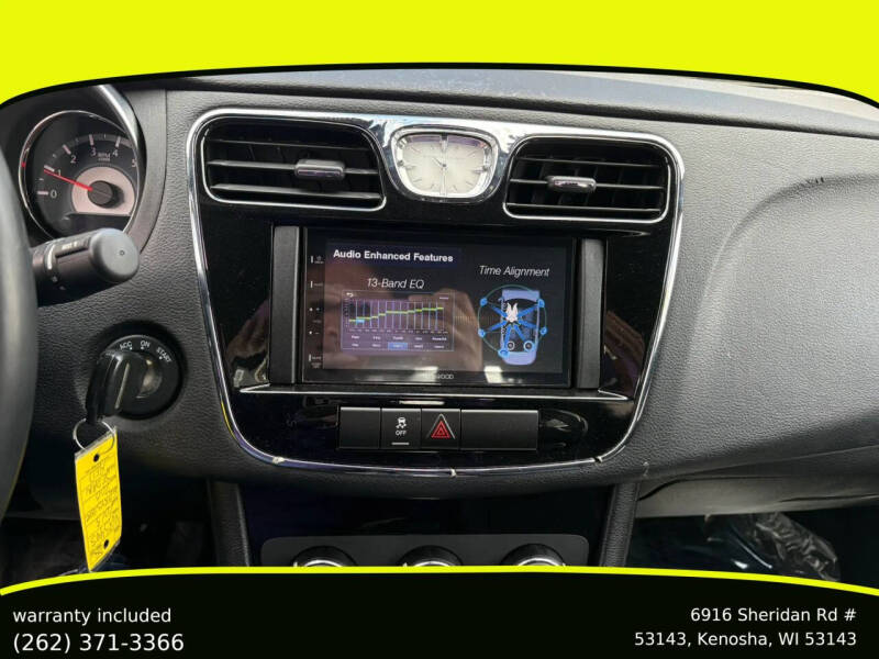 2013 Chrysler 200 Touring