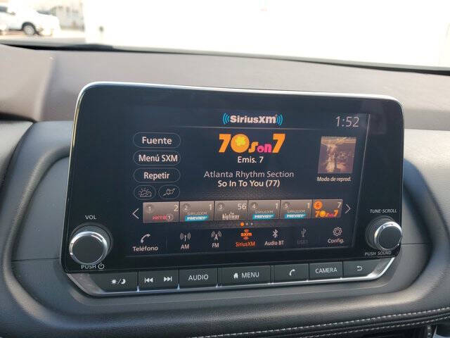 2022 Nissan Rogue SV