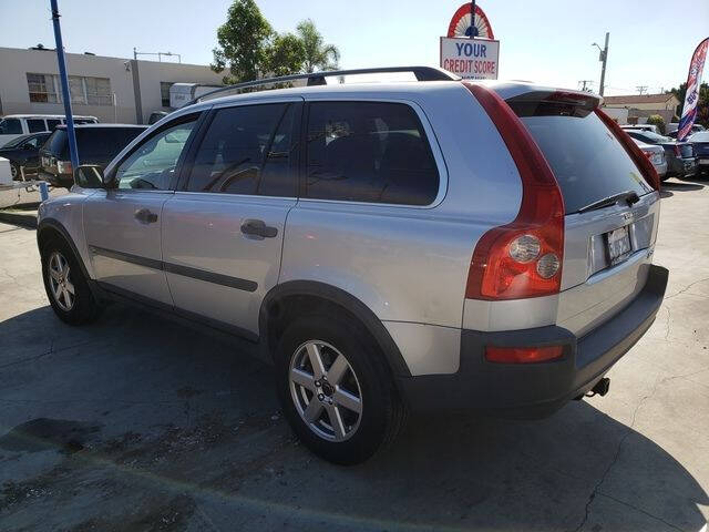 2004 Volvo XC90 2.5T